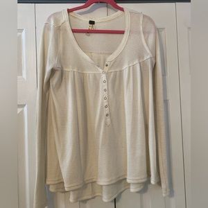 Free people long sleeve waffle shirt, size small